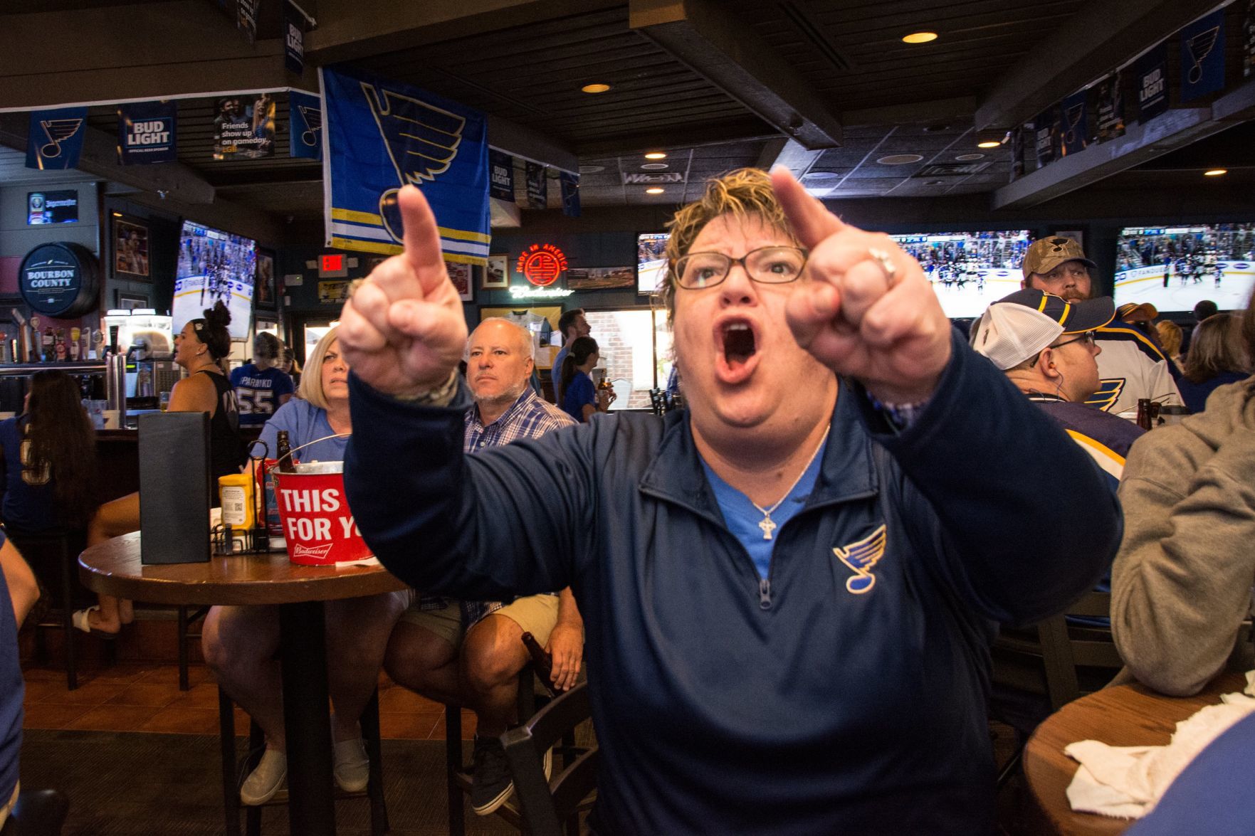 Blues Fans at Syberg's on Dorsett during Stanley Cup Final Game